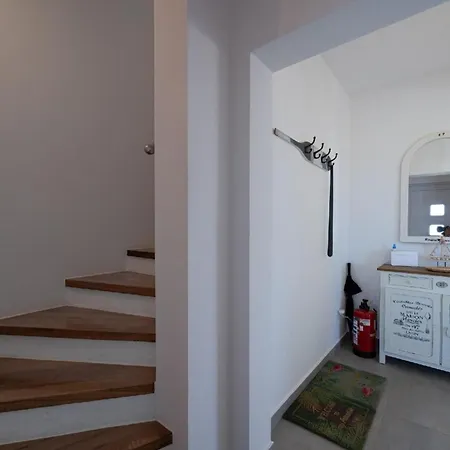 Joel Holiday home *